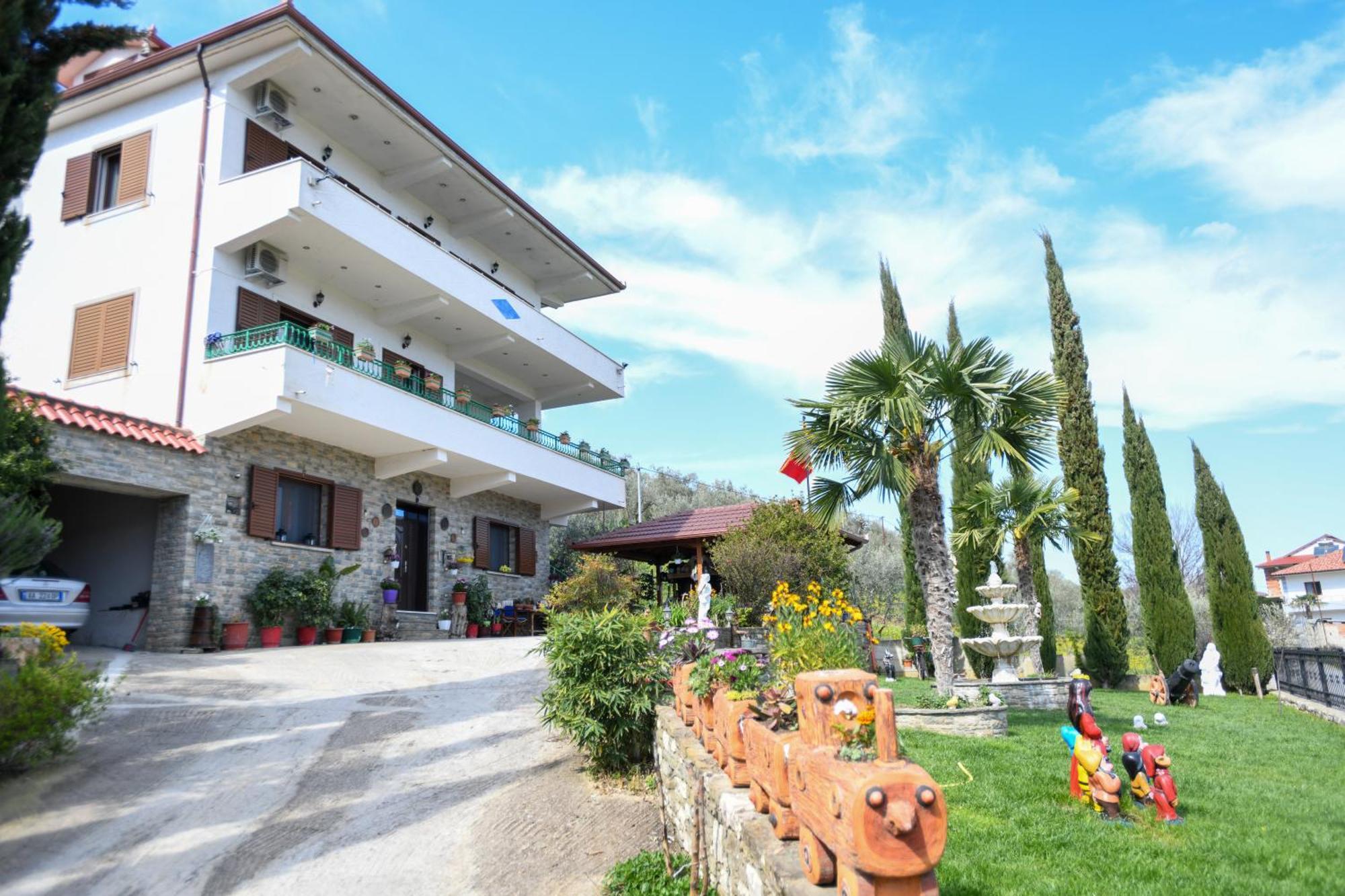 Villa Solitude بيرات المظهر الخارجي الصورة